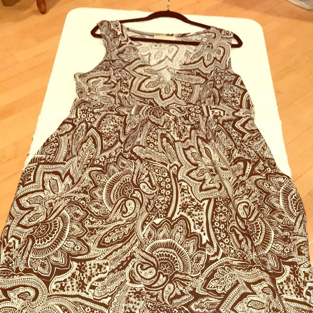 Michael Kors Sleeves Brown and white print dress